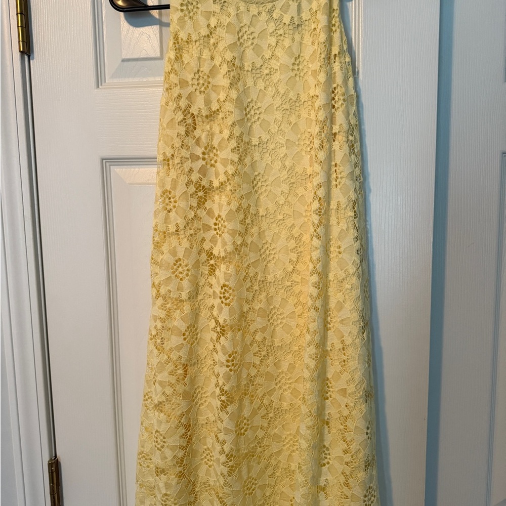 Ronni Nicole Light Yellow Lace Dress